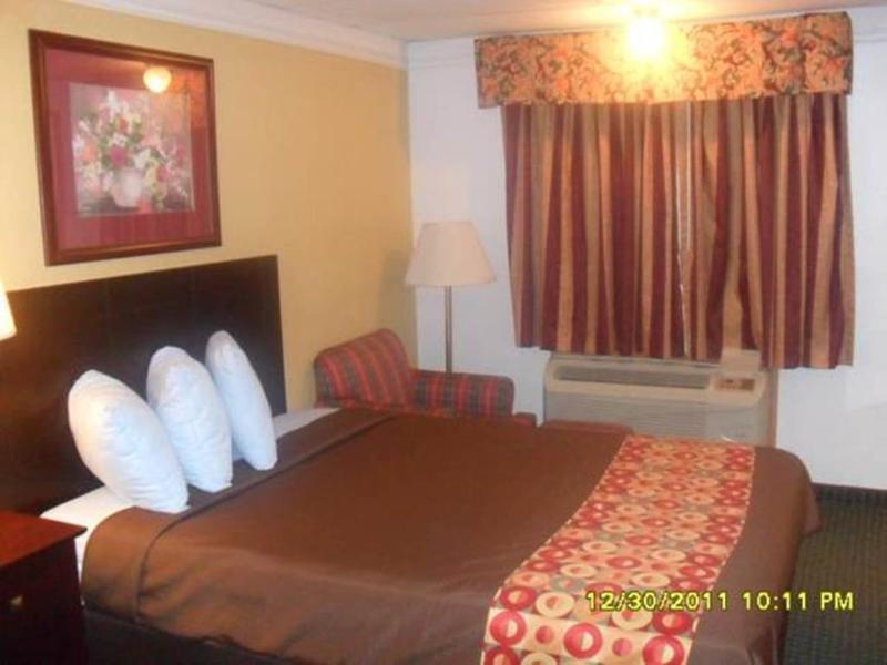 Days Inn By Wyndham Gainesville Exterior foto
